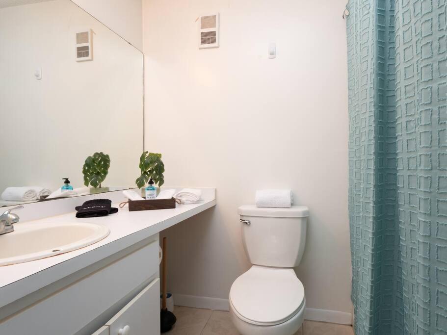 Spacious Condo Mins To Shands, University, & Downtown! غينزفيل، فلوريدا المظهر الخارجي الصورة